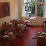 Aston 2* Amsterdam
